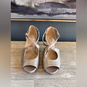 Life Stride Metallic Open-Toe Heels